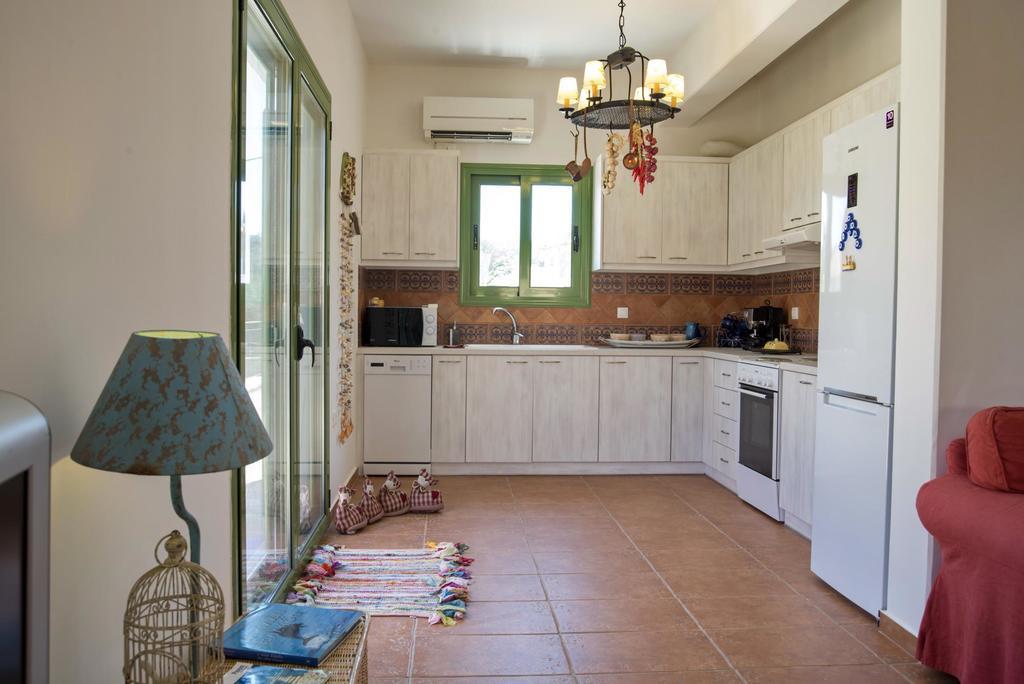 Avra Villa ไกออส ห้อง รูปภาพ